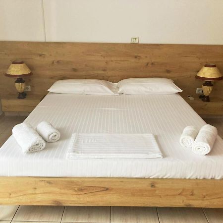Garden Villa Sarande Apt-6 Kültér fotó